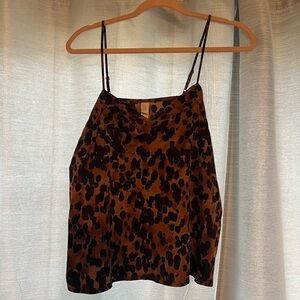 Never warn Pajama top brown/black size small
